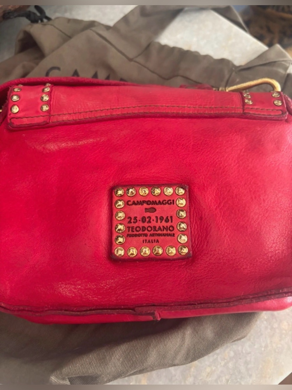 Rare Campomaggi Dark Pink Studded Italian Leather Shoulder Bag w/dustbag! - Picture 9 of 9